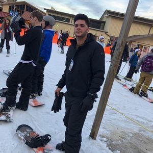 Meet your Posher, Josue